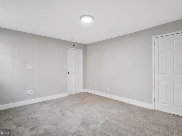 212 Oakwood Street SE B5, Washington DC 20032
