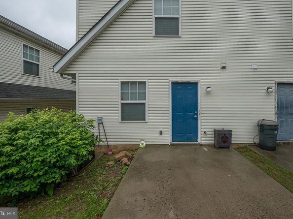 3724 Merrick Road, Philadelphia PA 19129