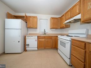 3724 Merrick Road, Philadelphia PA 19129