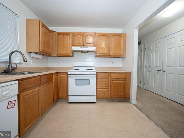 3724 Merrick Road, Philadelphia PA 19129