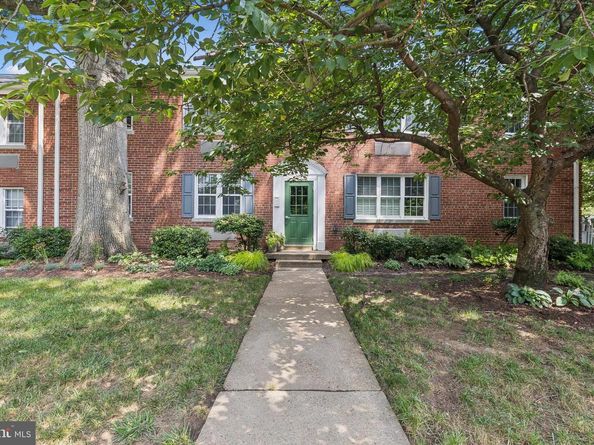 3401 Commonwealth Avenue A, Alexandria VA 22305