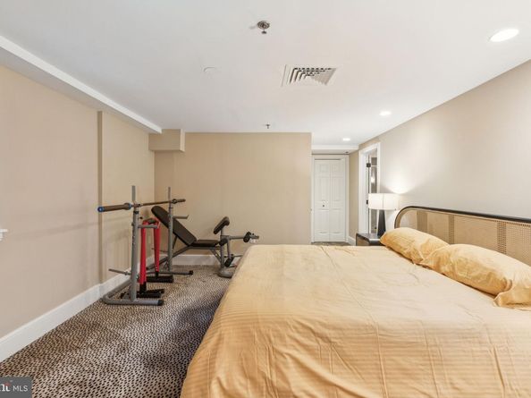 1500 Chestnut Street 20K, Philadelphia PA 19102
