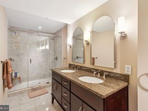1500 Chestnut Street 20K, Philadelphia PA 19102