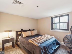 1500 Chestnut Street 20K, Philadelphia PA 19102