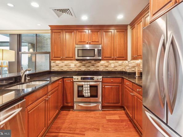 1500 Chestnut Street 20K, Philadelphia PA 19102