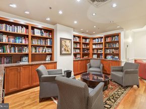 1500 Chestnut Street 20K, Philadelphia PA 19102