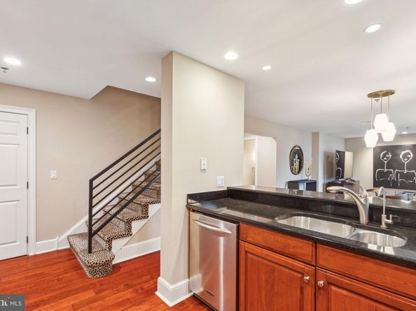 1500 Chestnut Street 20K, Philadelphia PA 19102