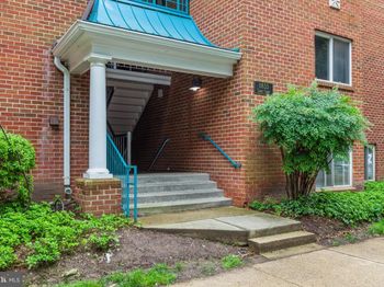 11833 Shire Court
