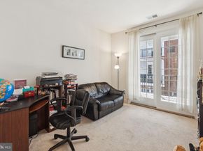 105 Commodore Court, Philadelphia PA 19146