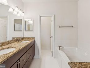 105 Commodore Court, Philadelphia PA 19146