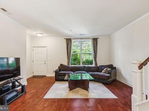 105 Commodore Court, Philadelphia PA 19146
