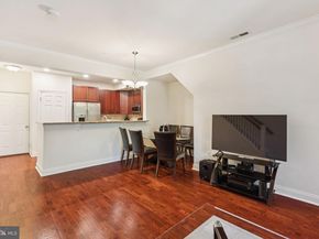 105 Commodore Court, Philadelphia PA 19146