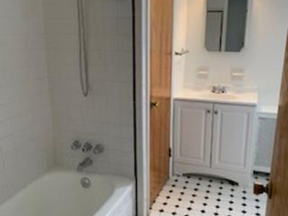 250 S 13TH Street 6A, Philadelphia PA 19107
