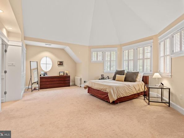3700 Underwood Street, Chevy Chase MD 20815
