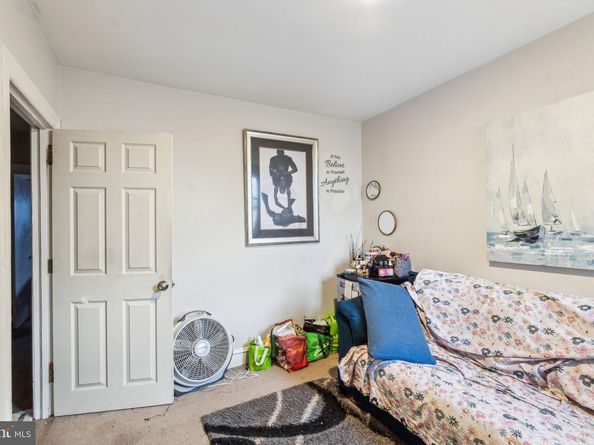 5615 N Warnock Street, Philadelphia PA 19141