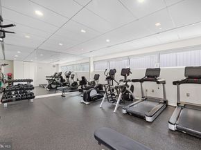 1177 22nd Street NW 4F, Washington DC 20037