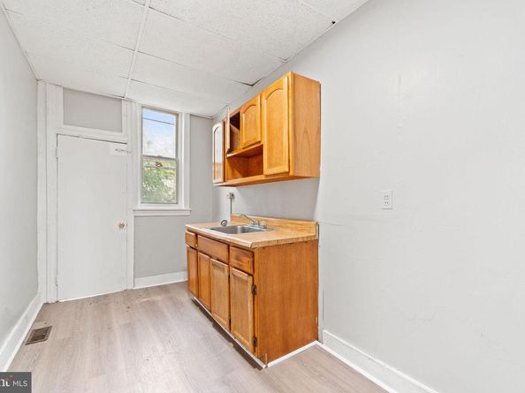 6068 Regent Street, Philadelphia PA 19142