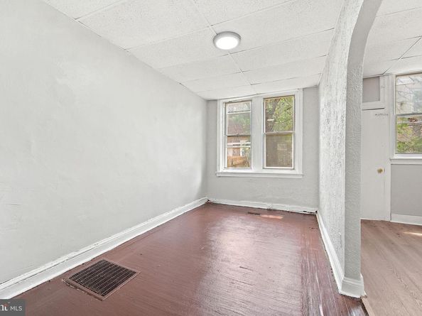 6068 Regent Street, Philadelphia PA 19142