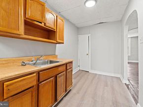 6068 Regent Street, Philadelphia PA 19142