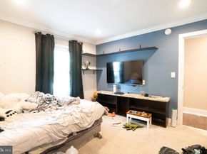 1114 S Dickenson Avenue, Sterling VA 20164