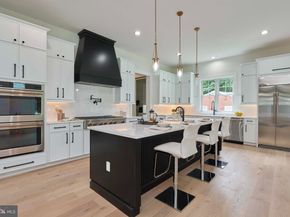 517 Walker Street SW, Vienna VA 22180