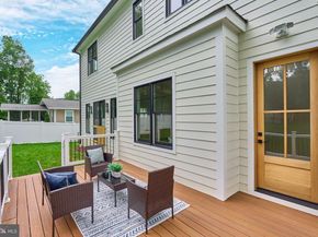 517 Walker Street SW, Vienna VA 22180