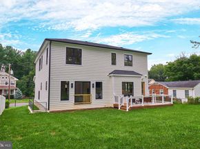 517 Walker Street SW, Vienna VA 22180