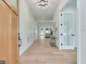 517 Walker Street SW, Vienna VA 22180
