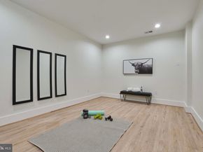 517 Walker Street SW, Vienna VA 22180