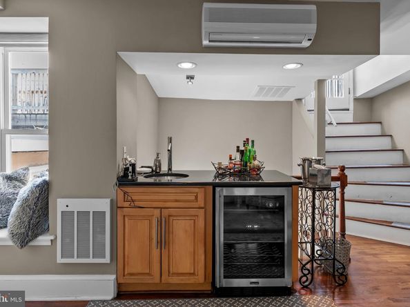 1518 Mount Vernon Street 3, Philadelphia PA 19130