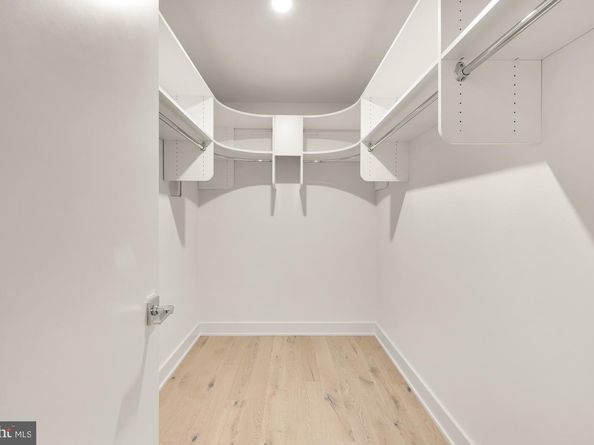 2647 41st Street NW 2, Washington DC 20007