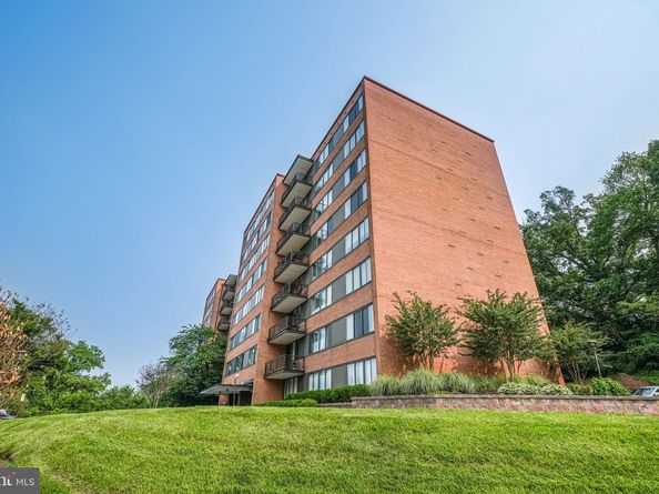 4390 Lorcom Lane 810, Arlington VA 22207