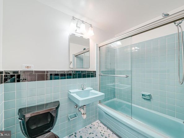 4390 Lorcom Lane 810, Arlington VA 22207