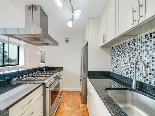 4390 Lorcom Lane 810, Arlington VA 22207