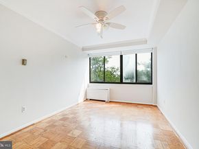 4390 Lorcom Lane 810, Arlington VA 22207
