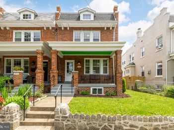 5715 4TH Street NW