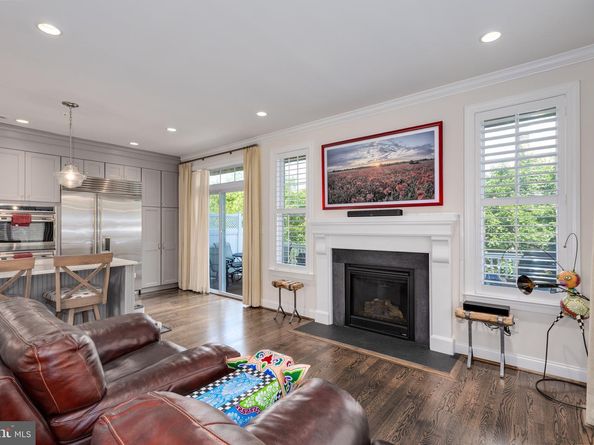18 S Roberts Road, Bryn Mawr PA 19010