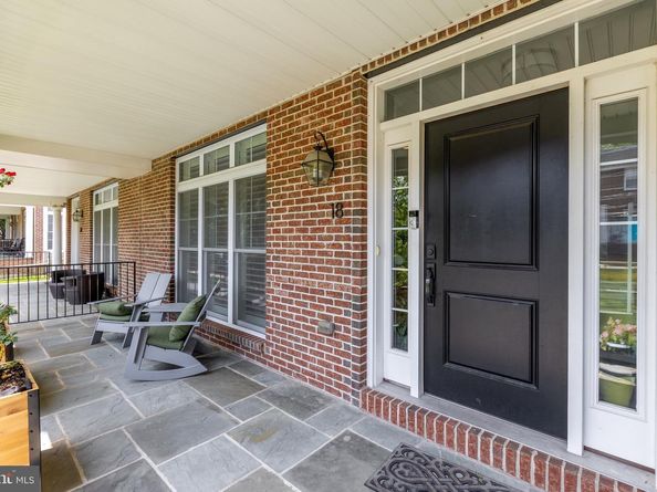 18 S Roberts Road, Bryn Mawr PA 19010