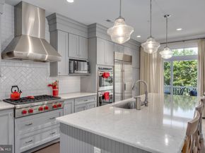 18 S Roberts Road, Bryn Mawr PA 19010