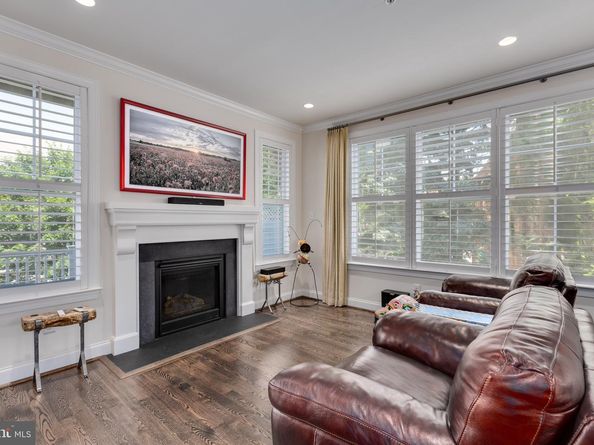 18 S Roberts Road, Bryn Mawr PA 19010