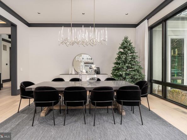 1020 Langley Hill Drive, Mclean VA 22101