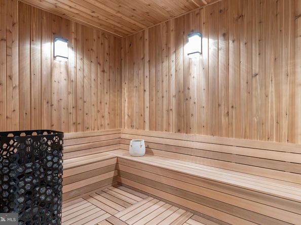 1020 Langley Hill Drive, Mclean VA 22101