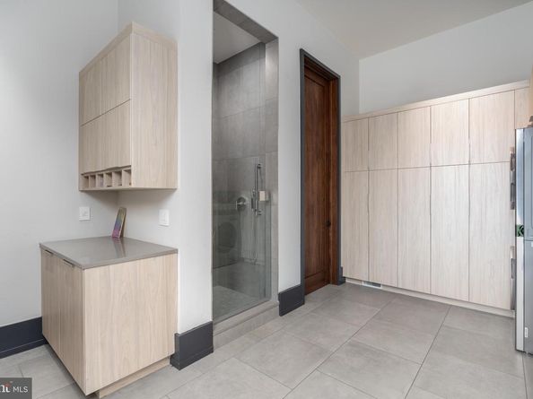 1020 Langley Hill Drive, Mclean VA 22101