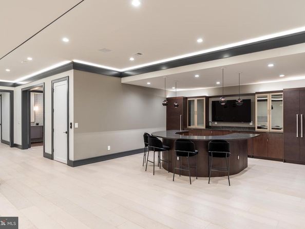 1020 Langley Hill Drive, Mclean VA 22101