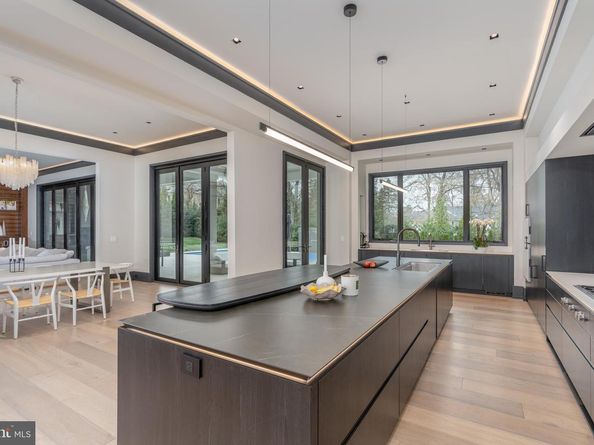 1020 Langley Hill Drive, Mclean VA 22101