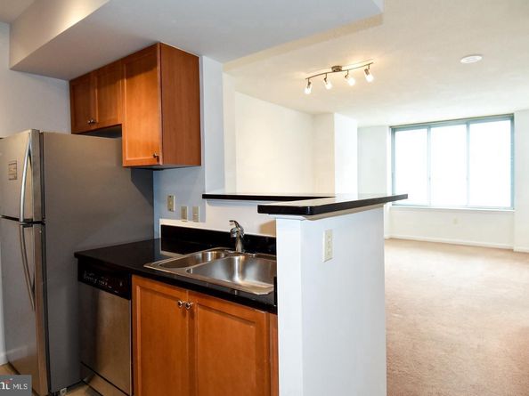 851 N Glebe Road 1418, Arlington VA 22203