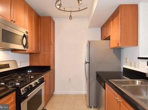 851 N Glebe Road 1418, Arlington VA 22203
