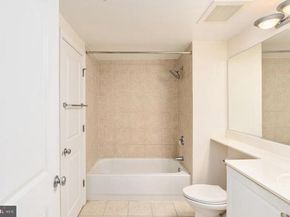 851 N Glebe Road 1418, Arlington VA 22203