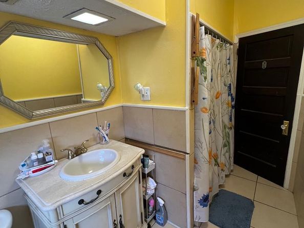 6634 Jackson Street, Philadelphia PA 19135