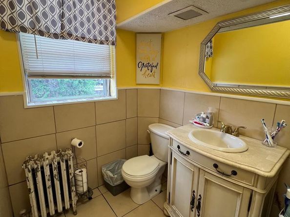 6634 Jackson Street, Philadelphia PA 19135